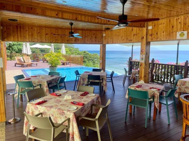 Treasure Cove Hotel & Restaurant Bel Ombre Esterno foto
