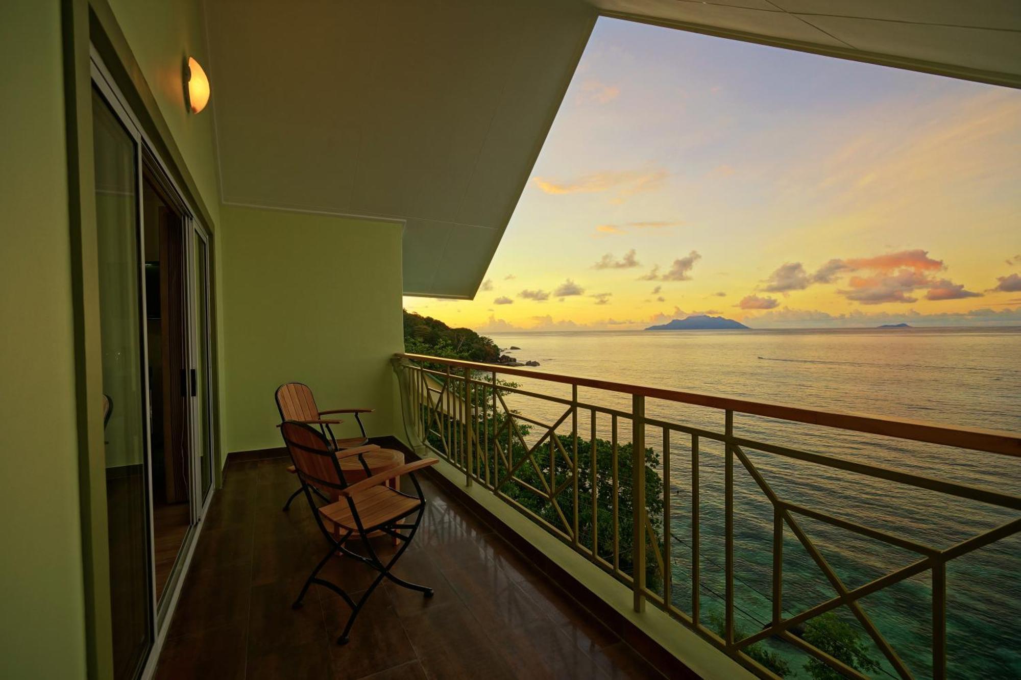 Treasure Cove Hotel & Restaurant Bel Ombre Esterno foto