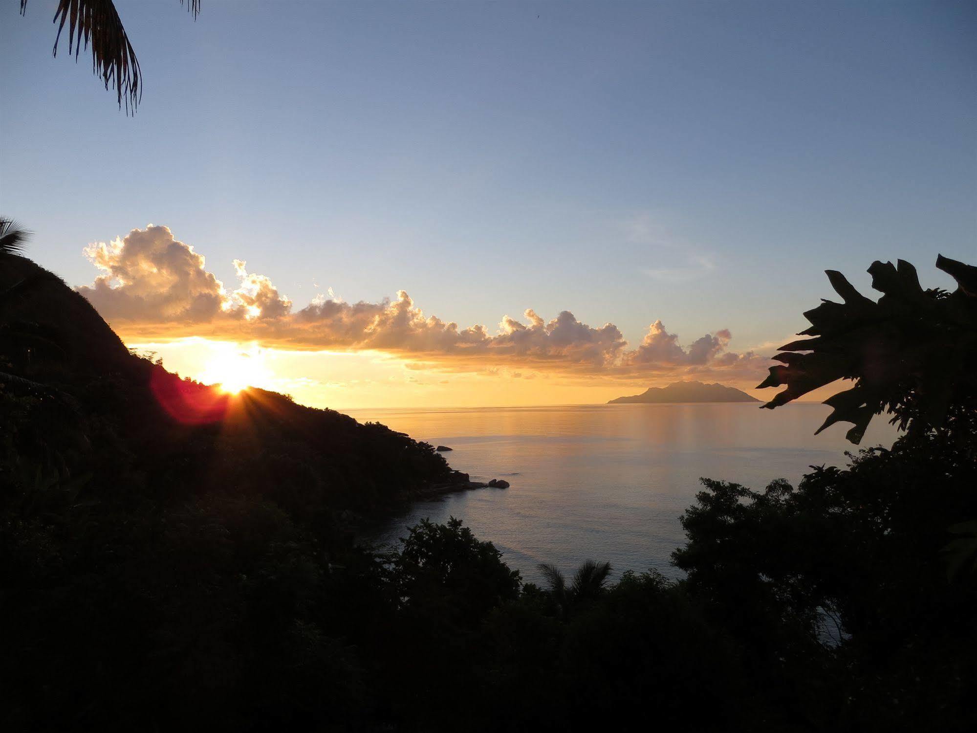Treasure Cove Hotel & Restaurant Bel Ombre Esterno foto